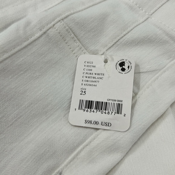 NWT $98 FREE PEOPLE Jayde White Flare Jeans (Bin 19) - Picture 7 of 7